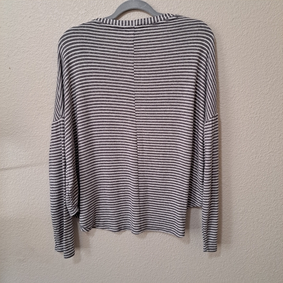 Forever 21 Stripped Button Down Cardigan Boyfriend Acadamia Boxy Cottage Core M - Picture 6 of 6